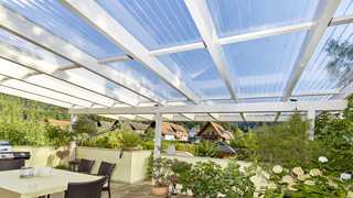 Überdachte Terrasse, Gutta