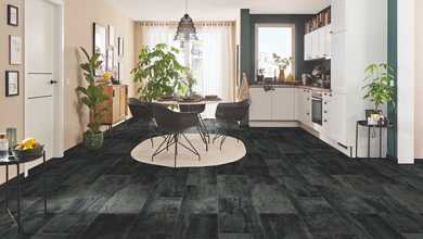 Laminat in dunkler Fliesenoptik, Logoclic